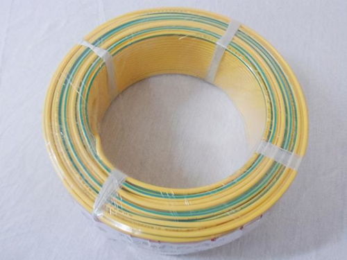 家里裝修電線用軟線還是硬線好？聽老電工這樣說，后悔我家選錯了