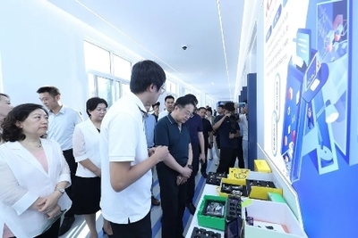 威盛教育加速布局 濟(jì)南市歷下區(qū)首個(gè)人工智能教育示范中心落地啟動(dòng)